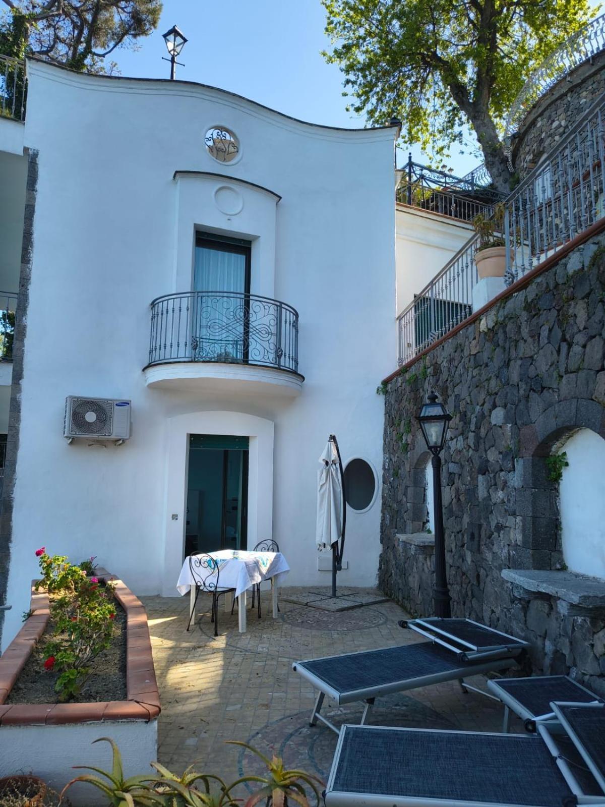 L'Incanto Suites Ischia Casamicciola Terme Esterno foto